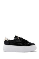 Kadın Siyah Kalın Tabanlı Rugan Deri Sneaker | Derimod Kadın Siyah Kalın Tabanlı Rugan Deri Sneaker | Derimod