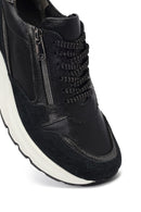 Kadın Siyah Bağcıklı Fermuar Detaylı Dolgu Topuklu Deri Sneaker | Derimod Kadın Siyah Bağcıklı Fermuar Detaylı Dolgu Topuklu Deri Sneaker | Derimod