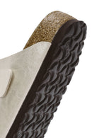 Birkenstock Kadın Beyaz Arizona Big Buckle Bf Graceful Çift Bantlı Metalik Terlik | Derimod Birkenstock Kadın Beyaz Arizona Big Buckle Bf Graceful Çift Bantlı Metalik Terlik | Derimod