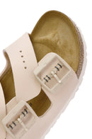 Birkenstock Kadın Bej Arizona Bf Çift Tokalı Terlik | Derimod Birkenstock Kadın Bej Arizona Bf Çift Tokalı Terlik | Derimod