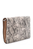 Women's Snakeskin Patterned Clutch Bag | Derimod Women's Snakeskin Patterned Clutch Bag | Derimod