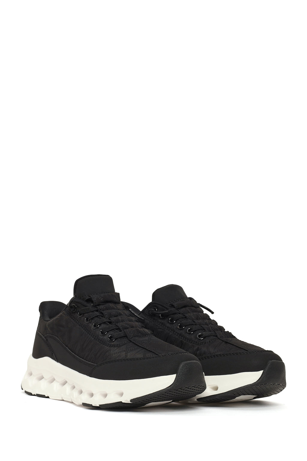 Kadın Siyah Bağcıklı Kalın Tabanlı Sneaker