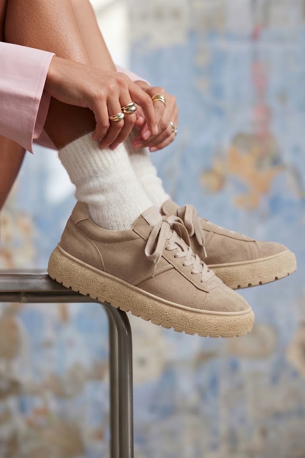 Kadın Bej Bağcıklı Süet Deri Sneaker