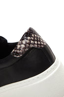 Kadın Siyah Deri Kalın Tabanlı Sneaker | Derimod Kadın Siyah Deri Kalın Tabanlı Sneaker | Derimod