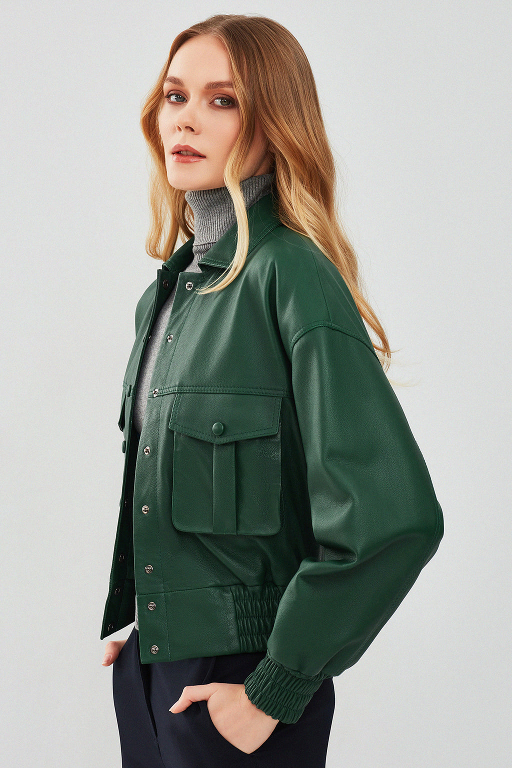 Chloe Kadın Yeşil Oversize Kısa Deri Mont