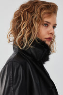 Nina Women's Black Fur Collar Oversize Leather Jacket | Derimod Nina Women's Black Fur Collar Oversize Leather Jacket | Derimod