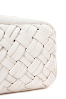 Women's Cream Long Chain Strap Knitted Crossbody Bag | Derimod Women's Cream Long Chain Strap Knitted Crossbody Bag | Derimod