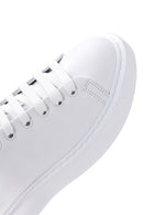 Kadın Beyaz Bağcıklı Kalın Tabanlı Deri Sneaker | Derimod Kadın Beyaz Bağcıklı Kalın Tabanlı Deri Sneaker | Derimod