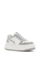 Kadın Beyaz Kalın Tabanlı Taşlı Bağcıklı Sneaker | Derimod Kadın Beyaz Kalın Tabanlı Taşlı Bağcıklı Sneaker | Derimod