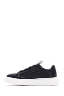 Erkek Siyah Bağcıklı Deri Sneaker | Derimod Erkek Siyah Bağcıklı Deri Sneaker | Derimod