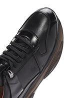 Erkek Siyah Kalın Tabanlı Bağcıklı Deri Sneaker | Derimod Erkek Siyah Kalın Tabanlı Bağcıklı Deri Sneaker | Derimod