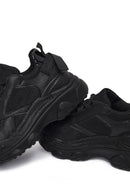 Kadın Siyah Bağcıklı Kalın Tabanlı Sneaker | Derimod Kadın Siyah Bağcıklı Kalın Tabanlı Sneaker | Derimod