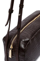 Women's Brown Crocodile Patterned Shoulder Bag | Derimod Women's Brown Crocodile Patterned Shoulder Bag | Derimod