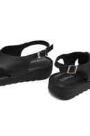 Kadın Siyah Tokalı Deri Comfort Sandalet | Derimod Kadın Siyah Tokalı Deri Comfort Sandalet | Derimod