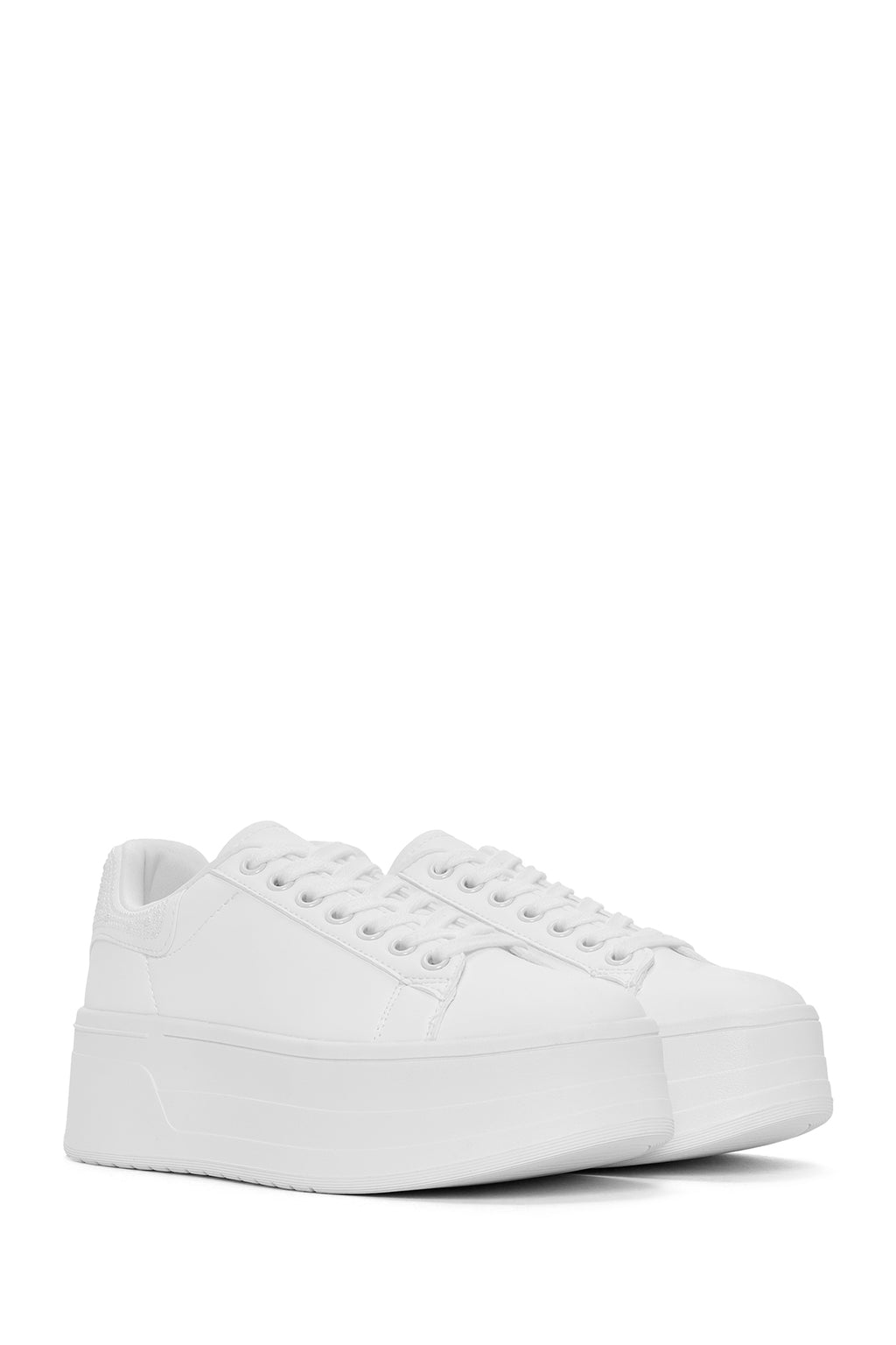 Kadın Beyaz Bağcıklı Kalın Tabanlı Sneaker
