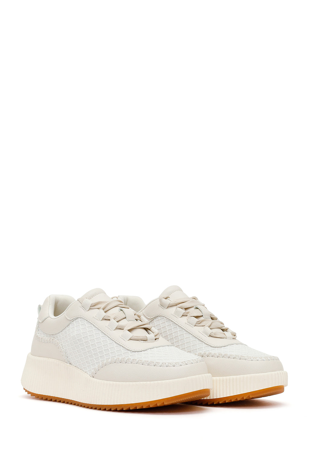Kadın Beyaz Kalın Tabanlı Sneaker
