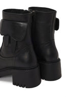 Woman Black Zip Closure Chunky-heeled Leather Boots | Derimod Woman Black Zip Closure Chunky-heeled Leather Boots | Derimod