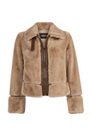 Livigno Woman Beige Short Teddy Coats | Derimod Livigno Woman Beige Short Teddy Coats | Derimod
