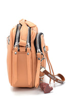 Women's Accessory Detailed Crossbody Bag | Derimod Women's Accessory Detailed Crossbody Bag | Derimod