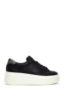 Kadın Siyah Bağcıklı Kalın Taban Deri Sneaker | Derimod Kadın Siyah Bağcıklı Kalın Taban Deri Sneaker | Derimod