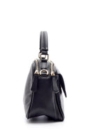 Women's Shoulder Bag with Flap Detail | Derimod Women's Shoulder Bag with Flap Detail | Derimod
