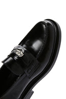 Kadın Siyah Deri Rugan Maskülen Loafer | Derimod Kadın Siyah Deri Rugan Maskülen Loafer | Derimod