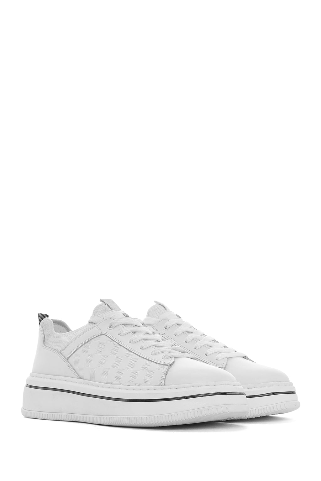 Erkek Beyaz Bağcıklı Kalın Tabanlı Deri Sneaker