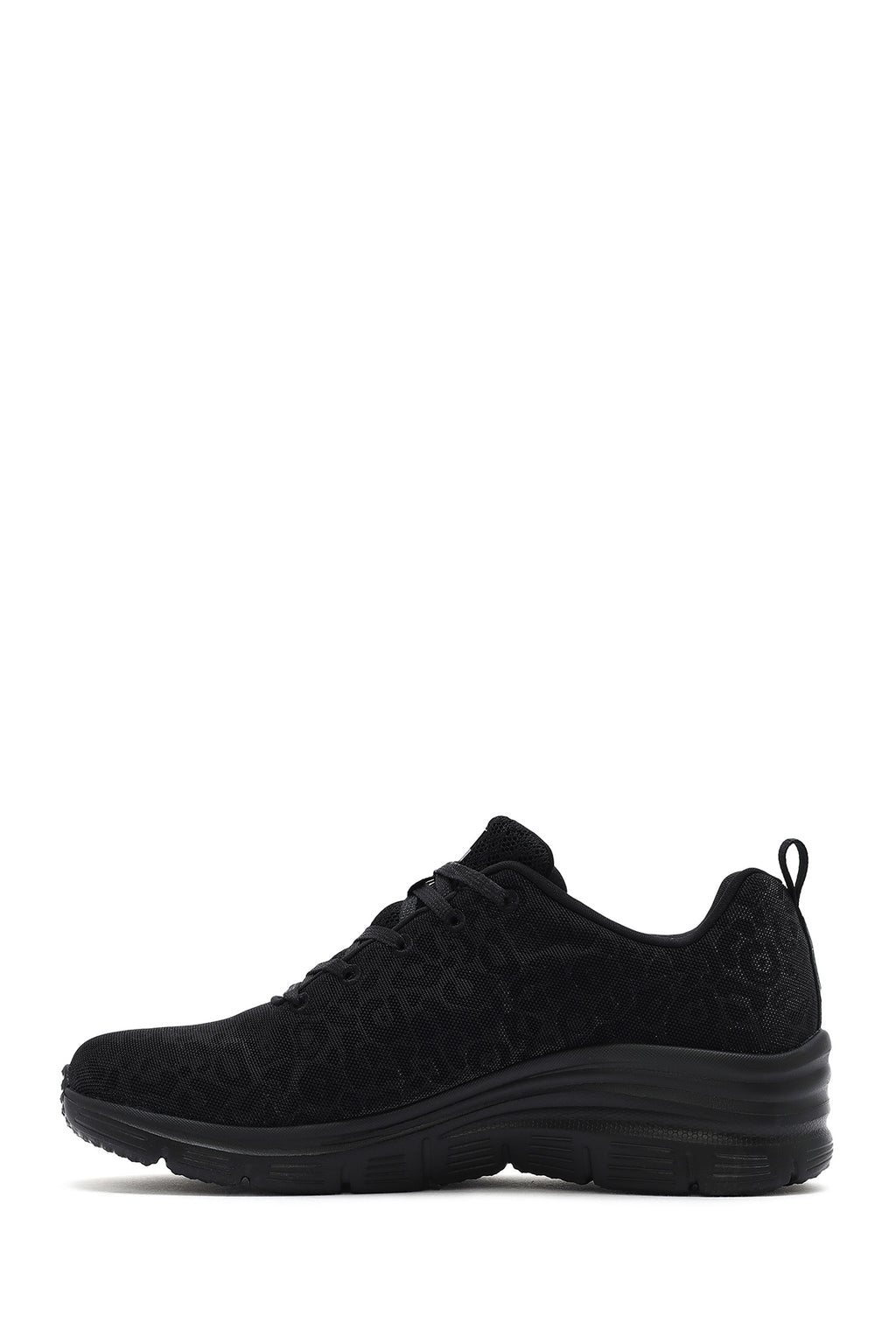 Skechers Kadın Siyah Fashion Fit Bağcıklı Kalın Tabanlı Kumaş Sneaker
