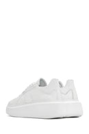 Kadın Beyaz Bağcıklı Kalın Tabanlı Deri Sneaker | Derimod Kadın Beyaz Bağcıklı Kalın Tabanlı Deri Sneaker | Derimod