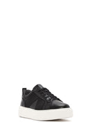 Erkek Siyah Bağcıklı Kalın Tabanlı Deri Sneaker | Derimod Erkek Siyah Bağcıklı Kalın Tabanlı Deri Sneaker | Derimod