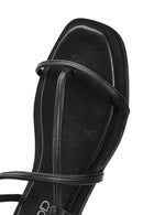 Women's Black Leather Flip-Flop Sandals | Derimod Women's Black Leather Flip-Flop Sandals | Derimod