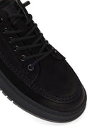 Erkek Siyah Bağcıklı Kalın Tabanlı Nubuk Deri Sneaker | Derimod Erkek Siyah Bağcıklı Kalın Tabanlı Nubuk Deri Sneaker | Derimod