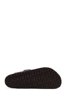 Birkenstock Men's Brown Gizeh Flip Flops | Derimod Birkenstock Men's Brown Gizeh Flip Flops | Derimod
