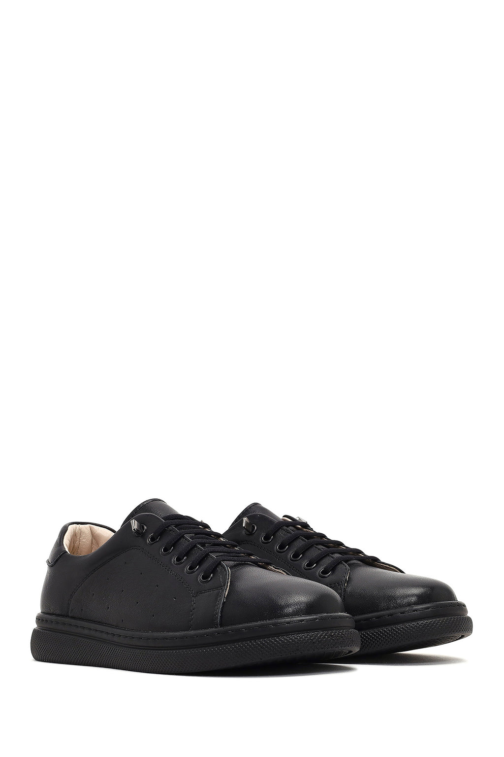Kadın Siyah Bağcıklı Deri Sneaker