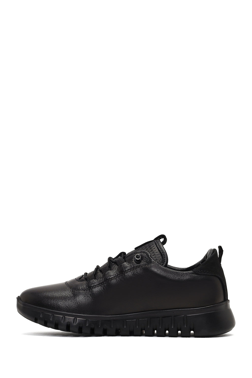 Kadın Siyah Bağcıklı Kalın Tabanlı Deri Sneaker