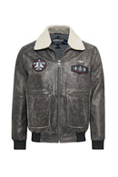 Hurricane Men's Grey Fur Collar Pilot Leather Jacket with Emblem | Derimod Hurricane Men's Grey Fur Collar Pilot Leather Jacket with Emblem | Derimod