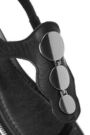 Women's Black Leather Flip-Flop Sandals | Derimod Women's Black Leather Flip-Flop Sandals | Derimod