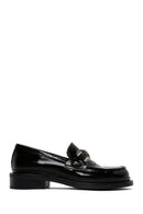 Kadın Siyah Zincir Detaylı Deri Maskülen Loafer | Derimod Kadın Siyah Zincir Detaylı Deri Maskülen Loafer | Derimod