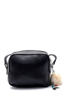 Women's Accessory Detailed Crossbody Bag | Derimod Women's Accessory Detailed Crossbody Bag | Derimod
