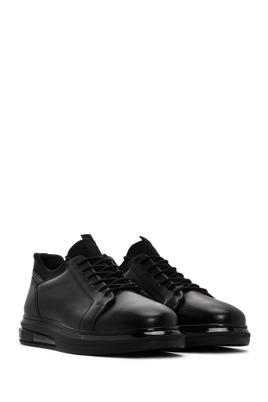 
Men's Black Thick Sole Lace-Up Leather Casual Shoes
