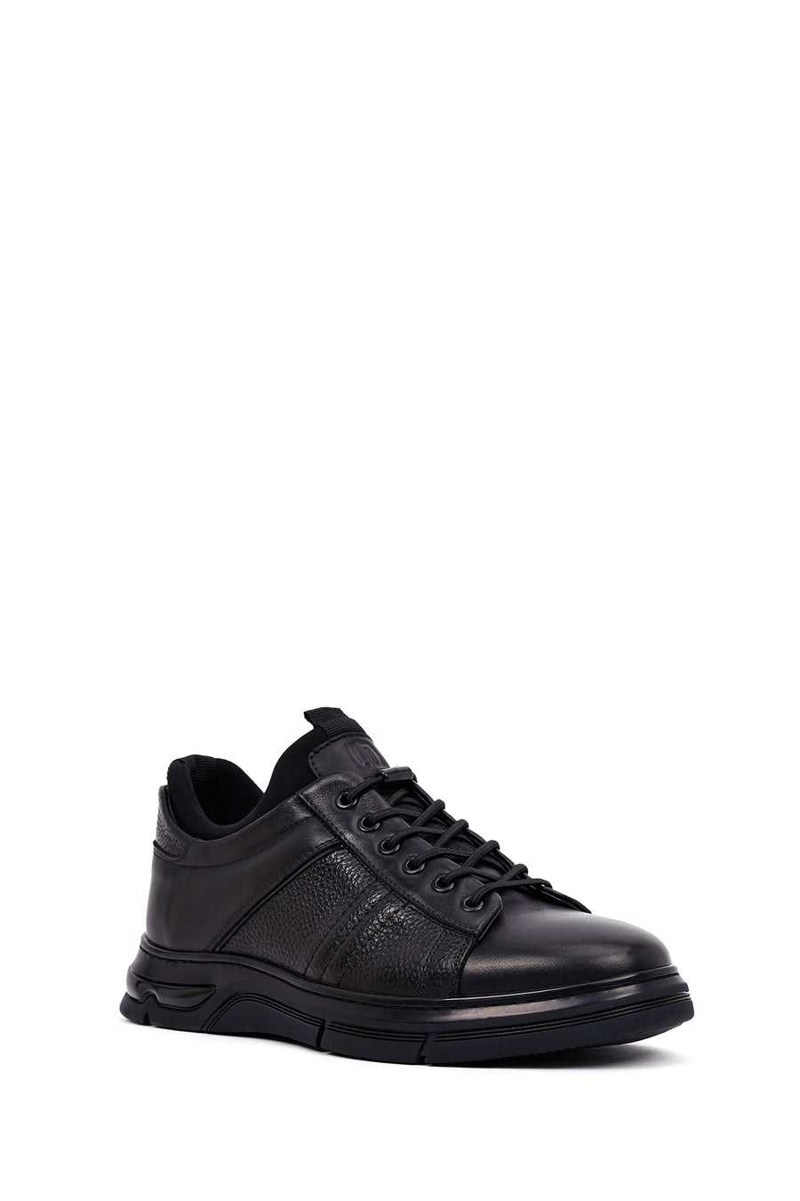 Male Black Lace-up Leather Casual Sneaker