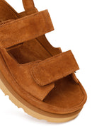 Woman Tan Strappy Thick-Soled Suede Sandal | Derimod