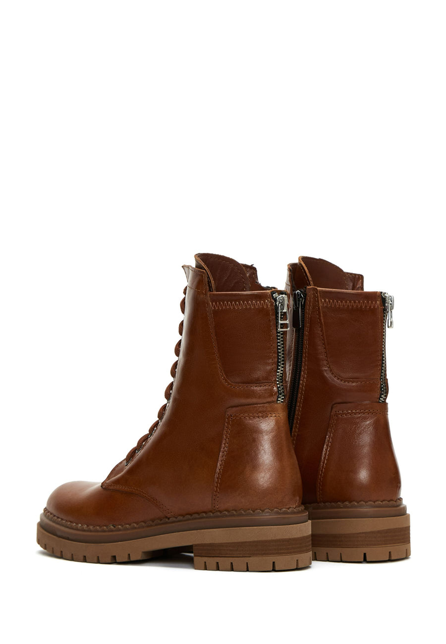 Women's Tan Leather Zippered Flat Boots