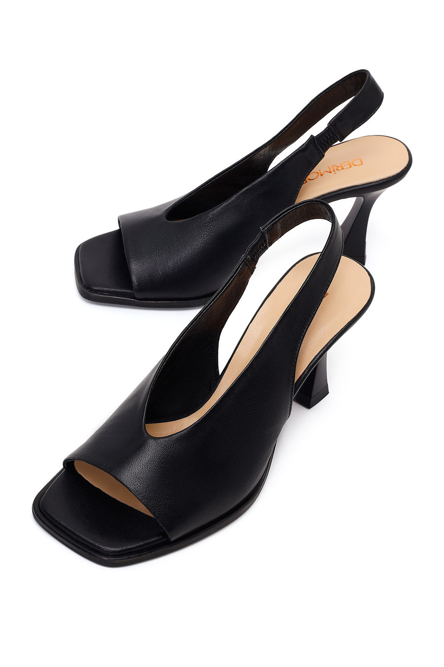 Woman Black Thick-Heeled Leather Sandal