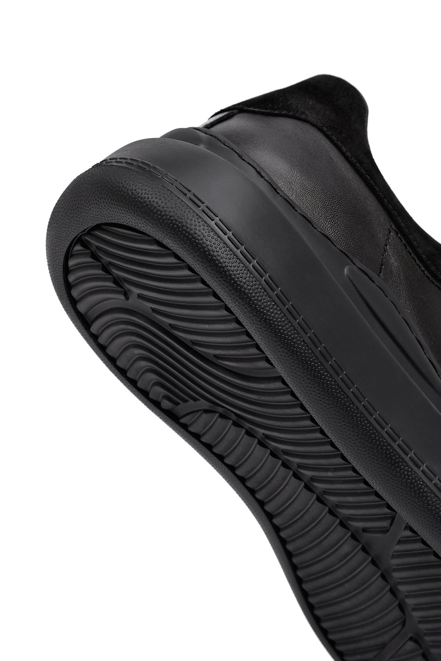 Men's Black Lace-Up Thick-Soled Leather Sneaker