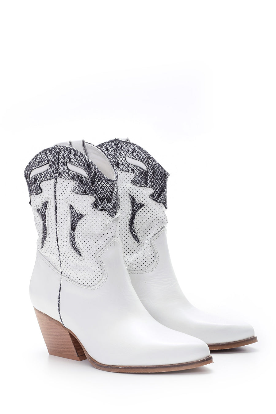 Women's Crocodile Detailed Boots