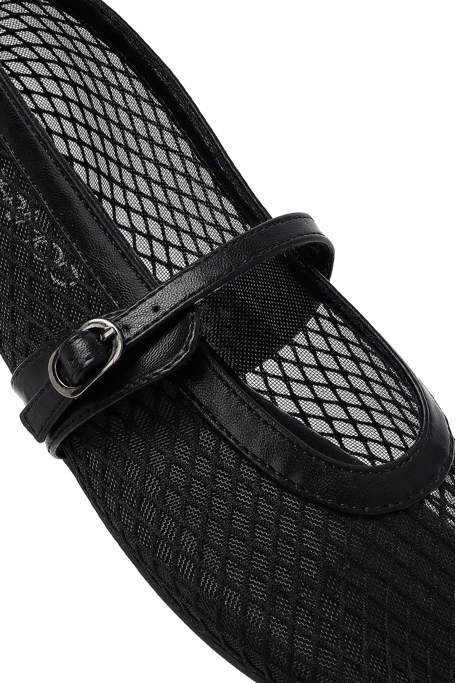 Woman Black Netted Buckled Ballerinas