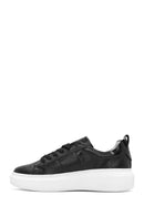 Kadın Siyah Bağcıklı Deri Sneaker | Derimod