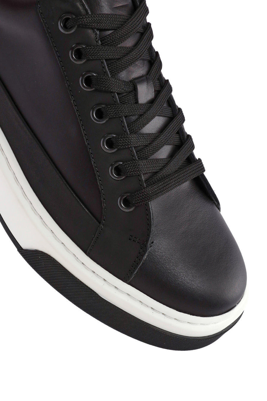 Erkek Siyah Bağcıklı Deri Sneaker