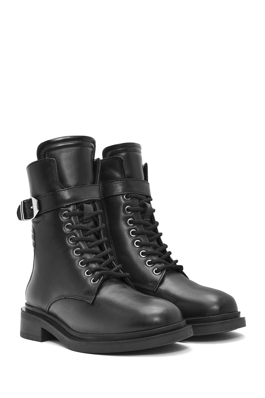Woman Black Zippered Leather Postal Boots